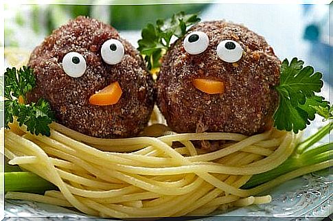 spaghetti nests with meatloaf