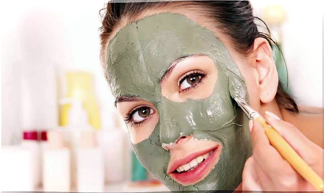 Green mask to remove blackheads, pimples and blemishes