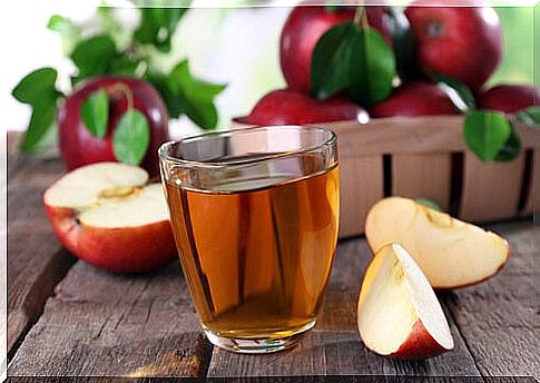 apple cider vinegar to remove impurities from the body