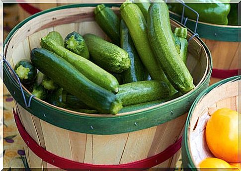 Ingredients for making zucchini chips